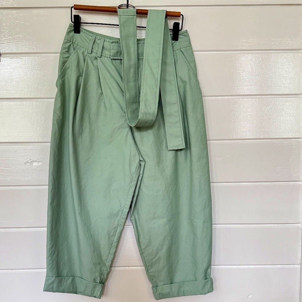 High-Waist Belted Crop Pants - Sage Green